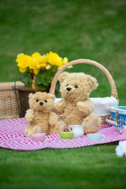 KLASSZIKUS MOZGATHATÓ TEDDY MACKÓ